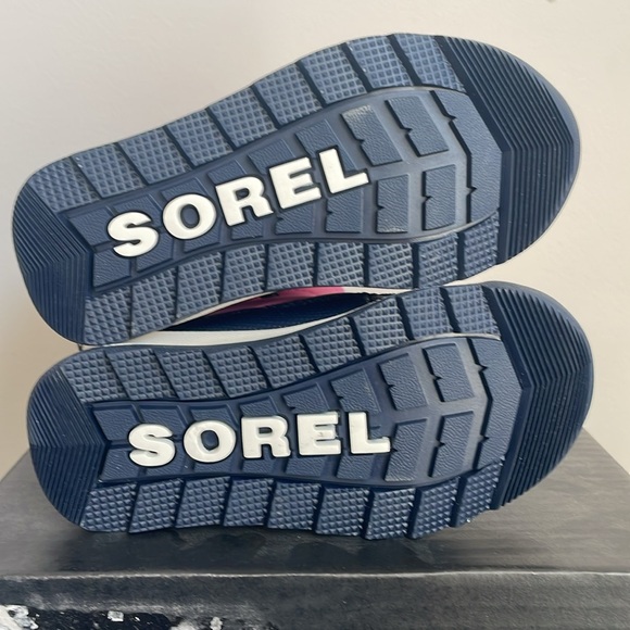 Sorel Whitney II puffy mid size 9 Boots. New - Picture 4 of 4